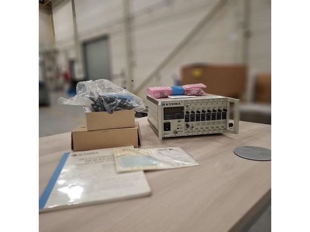 Multi conditioner / meetversterker-unit kyowa, mcd-8a - afbeelding 1 van  16