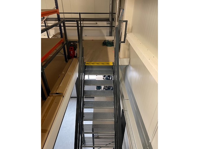 Multi profiel entresolvloer 7850x4307mm ca. 33m2 , 2021 - afbeelding 5 van  8