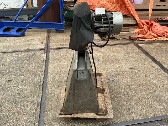 Multi-tool gs 75 bandschuurmachine - afbeelding 6 van  13