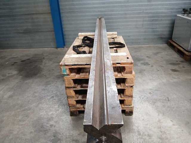 Multi v - 145x145 - onder gereedschap - afbeelding 4 van  5