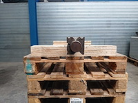 Multi v - 70x70 - kantbank gereedschap - afbeelding 1 van  5