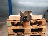 Multi v - 75x75 - kantbank gereedschap - afbeelding 1 van  5