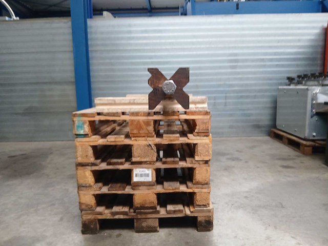 Multi v - 90x90 - onder gereedschap - afbeelding 1 van  3