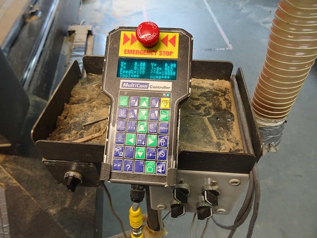 Multicam - 3-204-r - cnc vlakbedfrees- en graveermachine - afbeelding 14 van  16