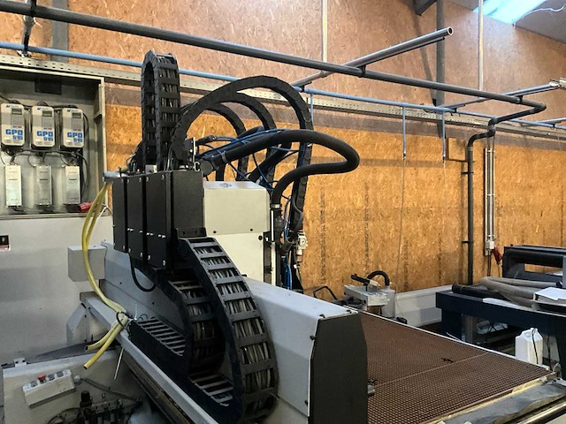 Multicam 3 kops cnc freesmachine - afbeelding 4 van  14
