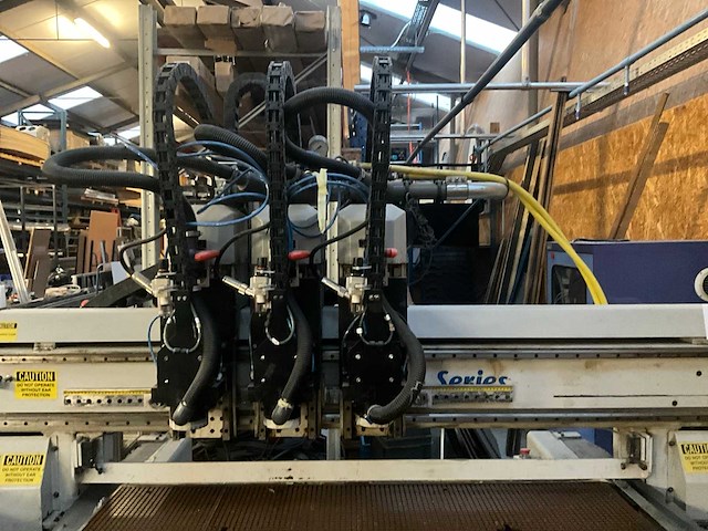 Multicam 3 kops cnc freesmachine - afbeelding 10 van  14