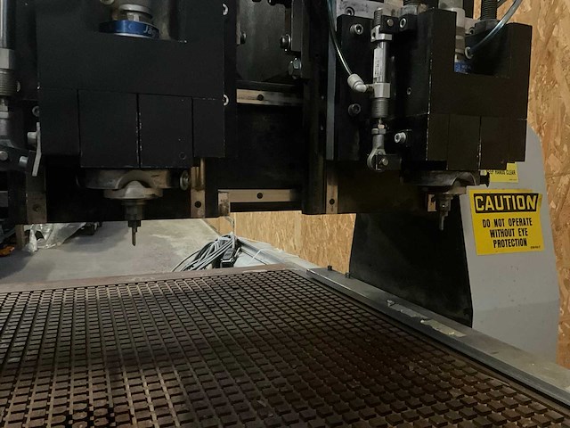 Multicam sf serie 2 kops cnc freesmachine - afbeelding 10 van  12