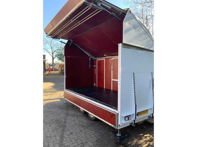 Multifunctional stage presentation trailer - 2021 - afbeelding 1 van  11