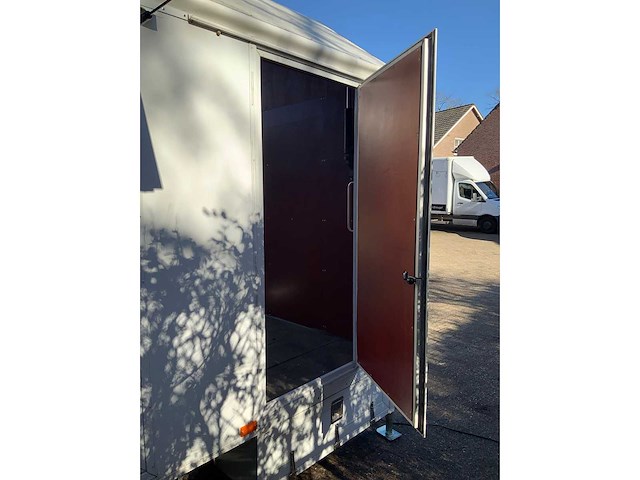 Multifunctional stage presentation trailer - 2021 - afbeelding 4 van  11