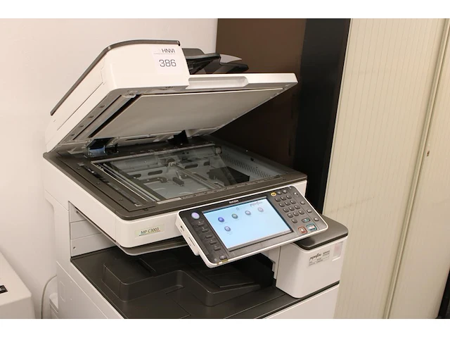 Multifunctionele kleurenprinter ricoh mp c3003. - afbeelding 6 van  7
