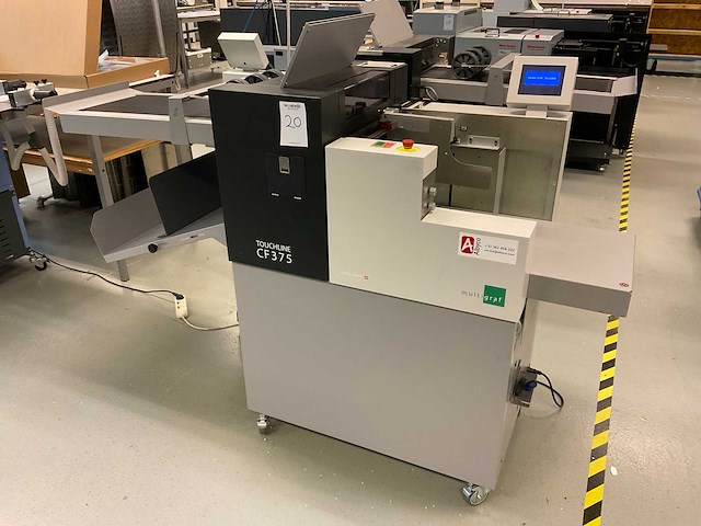 Multigraf touchline cf375 vouwmachine - afbeelding 4 van  11