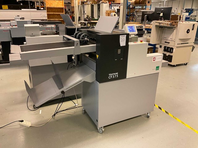 Multigraf touchline cf375 vouwmachine - afbeelding 6 van  11