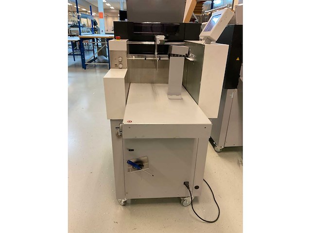 Multigraf touchline cf375 vouwmachine - afbeelding 8 van  11