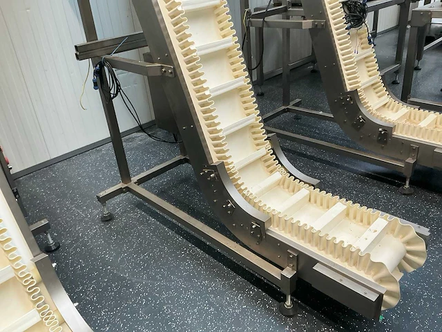 Multihead weigher schud zeef machine met opvoerband - afbeelding 7 van  19