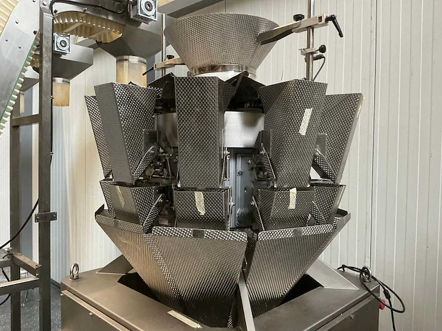 Multihead weigher schud zeef machine met opvoerband - afbeelding 14 van  19