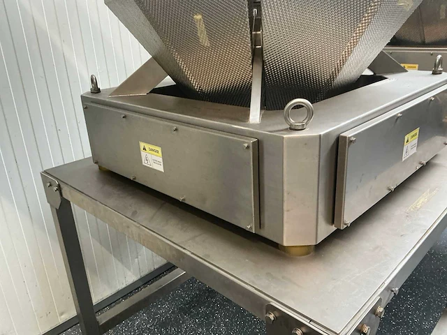 Multihead weigher schud zeef machine met opvoerband - afbeelding 19 van  19