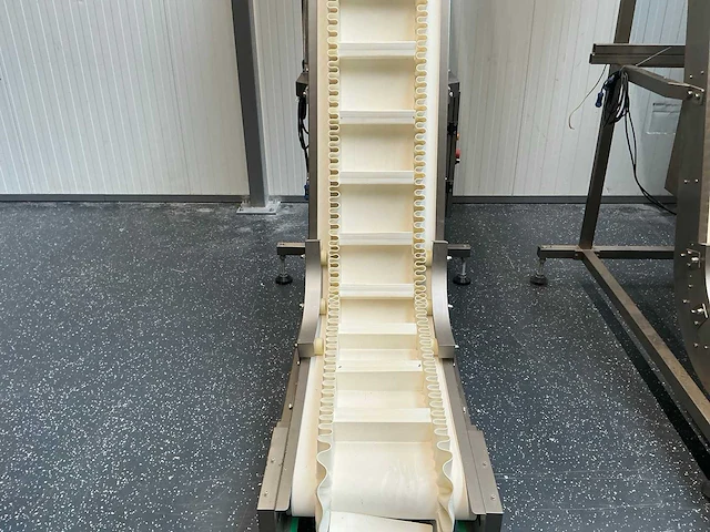 Multihead weigher schud zeef machine met opvoerband - afbeelding 11 van  23