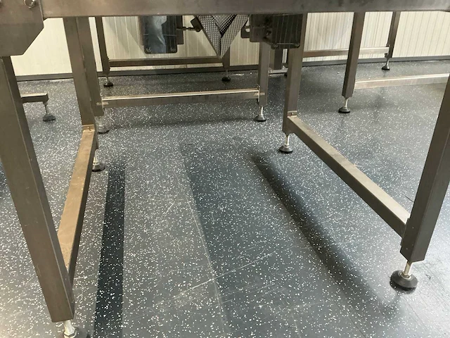 Multihead weigher schud zeef machine met opvoerband - afbeelding 20 van  23