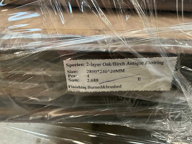 Multiplank eiken antiek gebrand en geborsteld parketvloer (29,36 m2) - afbeelding 4 van  6