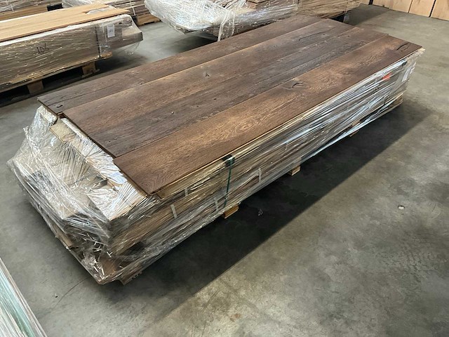 Multiplank eiken antiek gebrand en geborsteld parketvloer (41,73 m2) - afbeelding 7 van  7
