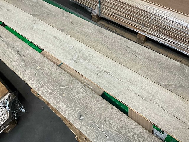 Multiplank eiken knotting hill parketvloer (8,71 m2) - afbeelding 1 van  4