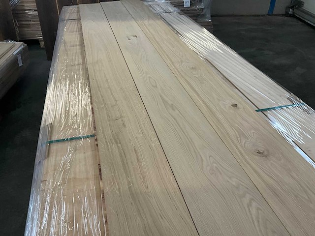 Multiplank eiken ristiek a/b parketvloer (65,07 m2) - afbeelding 2 van  3