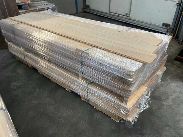 Multiplank eiken ristiek a/b parketvloer (65,07 m2) - afbeelding 3 van  3