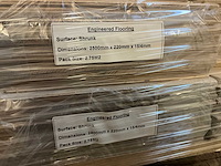 Multiplank eiken shrunk parketvloer (68,75 m2) - afbeelding 2 van  3