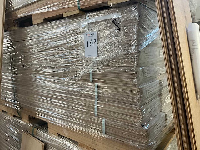 Multiplank eiken shrunk parketvloer (96,25 m2) - afbeelding 3 van  3