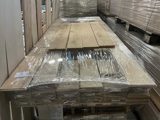Multiplank europees eiken antiek parketvloer (30,72 m2) - afbeelding 5 van  5