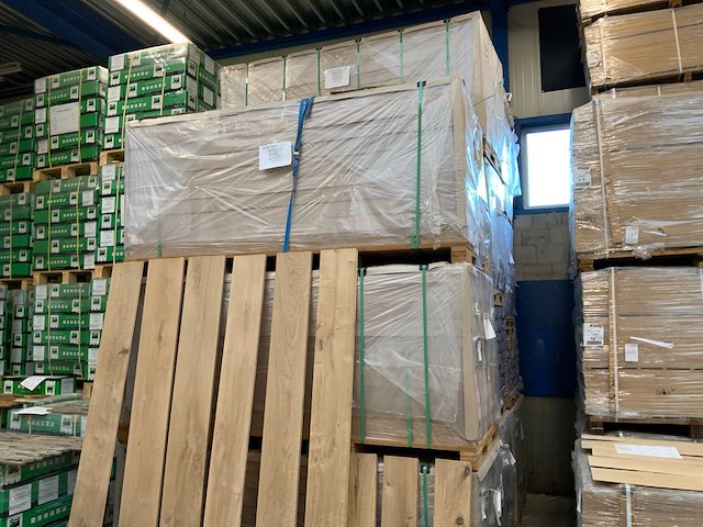 Multiplank europees eiken “craftwood” (142,8 m2) - afbeelding 2 van  5
