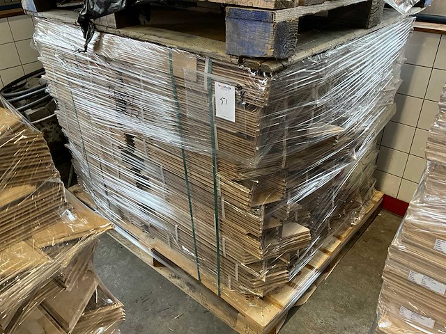 Multiplank hongaarse punt 60° eiken knotting hill (69 m2) - afbeelding 3 van  3