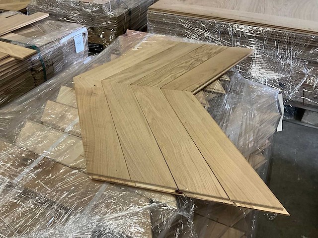 Multiplank hongaarse punt 60° eiken rustiek a (13 m2) - afbeelding 2 van  3