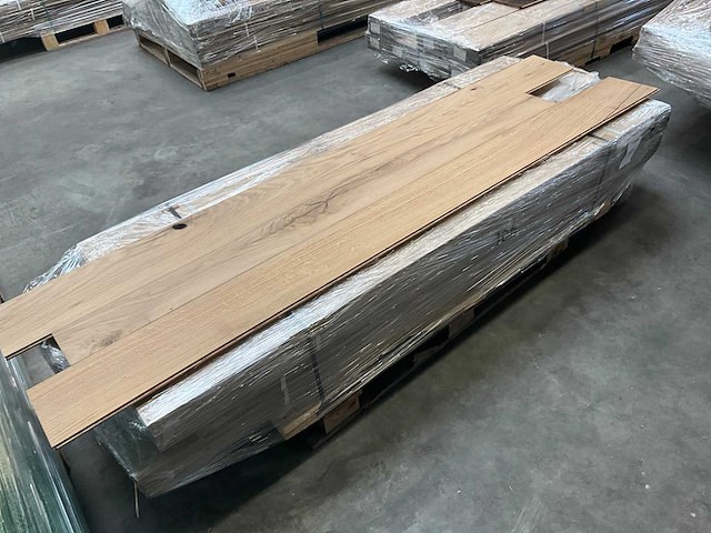 Multiplank oud eiken (reclaimed) parketvloer (20,13 m2) - afbeelding 6 van  6