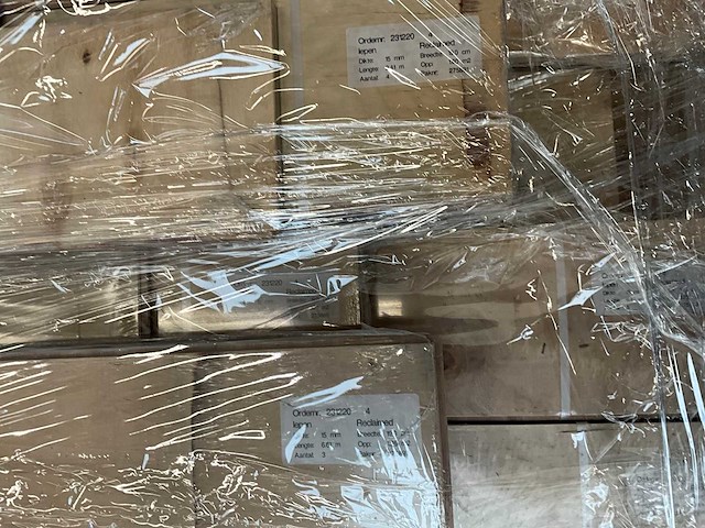 Multiplank oud iepen (reclaimed) parketvloer (70,16 m2) - afbeelding 3 van  6