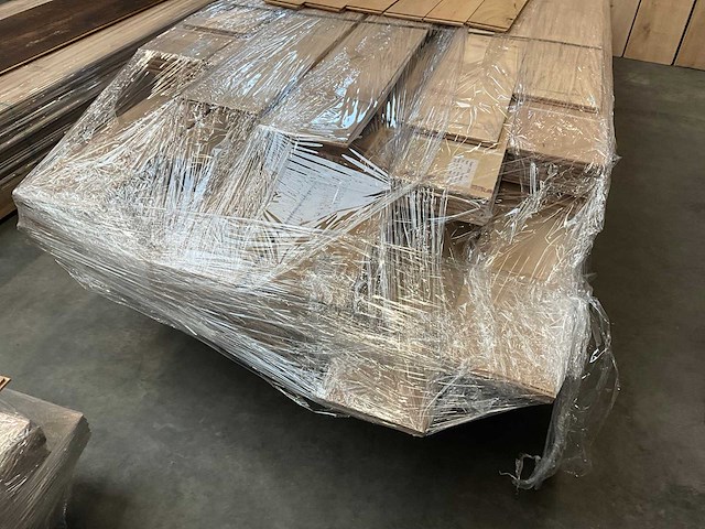 Multiplank oud iepen (reclaimed) parketvloer (70,16 m2) - afbeelding 4 van  6