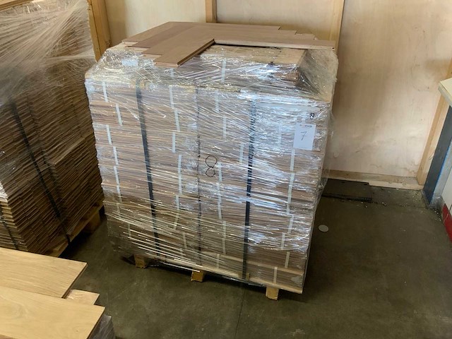 Multiplank visgraat amerikaans noten fas (26,68 m2) - afbeelding 2 van  2