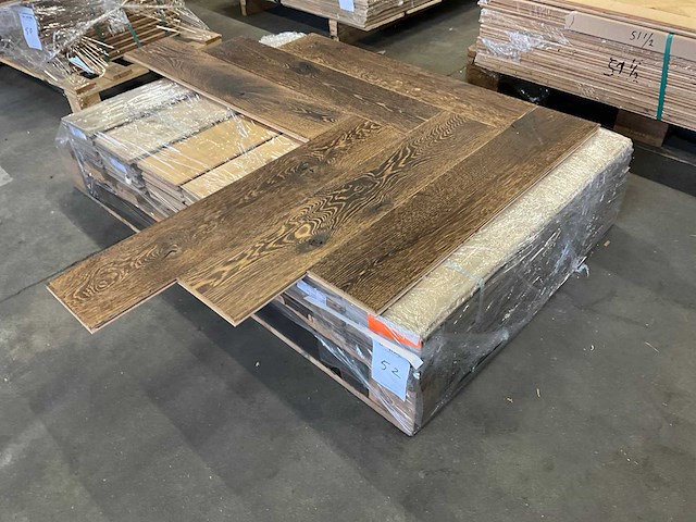 Multiplank visgraat eiken antiek gebrand en geborsteld parketvloer (5,4 m2) - afbeelding 3 van  3
