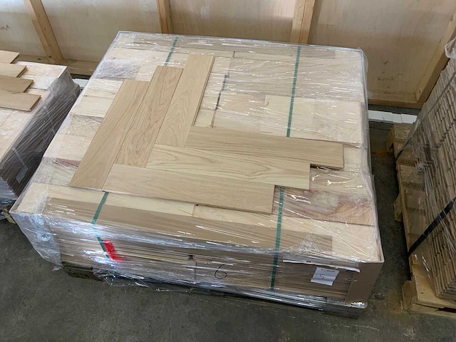 Multiplank visgraat eiken select (34,92 m2) - afbeelding 2 van  2