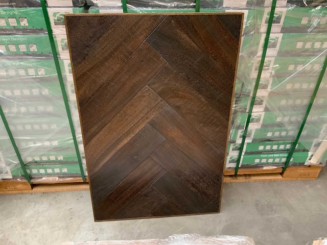 Multiplank visgraat slatewood parket (midnight)(103,68 m2) - afbeelding 1 van  2
