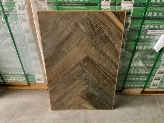 Multiplank visgraat slatewood parket (twillight)(103,68 m2) - afbeelding 1 van  2