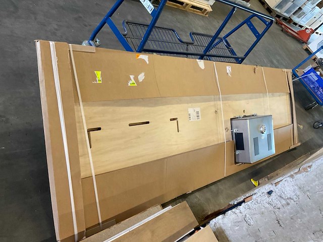 Multiplex eilandwerkblad met hardkunststof toplaag 311x 100 cm - afbeelding 2 van  5