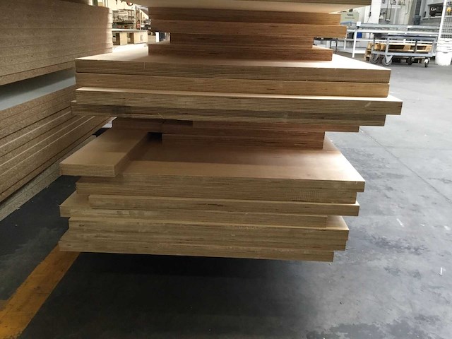 Multiplex hardhout - afbeelding 6 van  6
