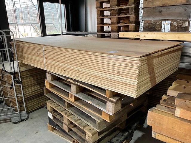 Multiplex plaatmateriaal (19x) - afbeelding 1 van  4