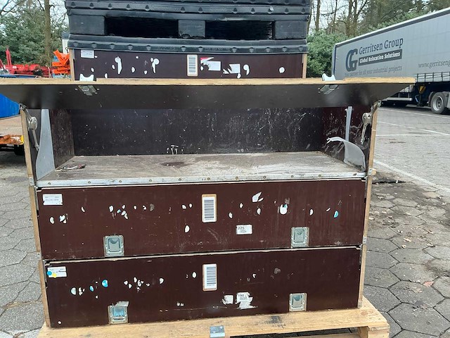 Multiplexhout - stapelbare transportbox - afbeelding 1 van  2