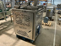 Multipond rvs vulmachine tussenstation