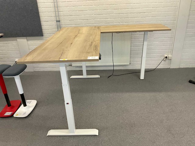 Multiratio elektrisch verstelbaar hoekbureau - afbeelding 2 van  4