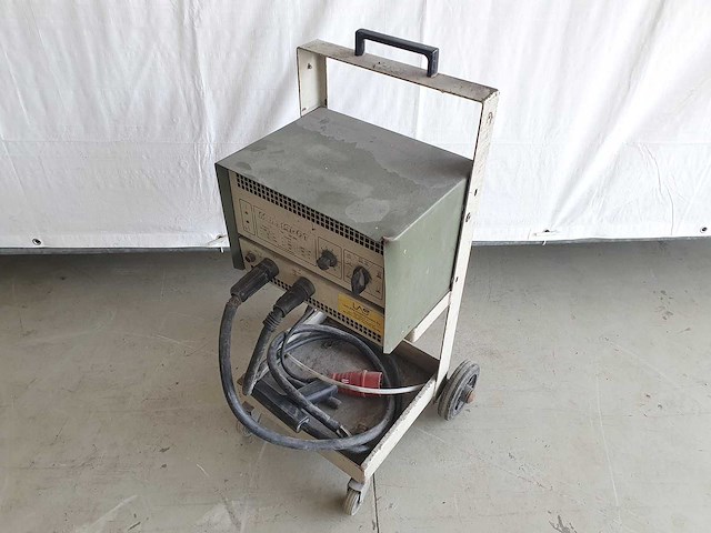 Multispot - puntlasmachine - afbeelding 1 van  4