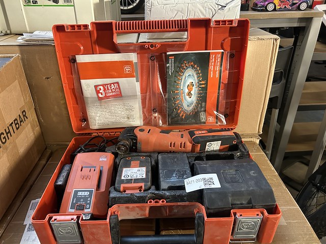 Multitool set in koffer met accu's en lader fein, 700 - afbeelding 1 van  7