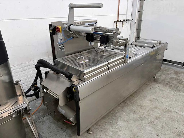 Multivac - 2009 - r105 - dieptrekverpakkingsmachine - afbeelding 8 van  12